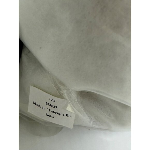 Bombay Lavender Medallion 16″ Decorative Throw Pillow – Floral Accent Cushion - Picture 8 of 9